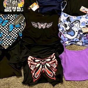 Bundle of Crop tops, camis, and tops!